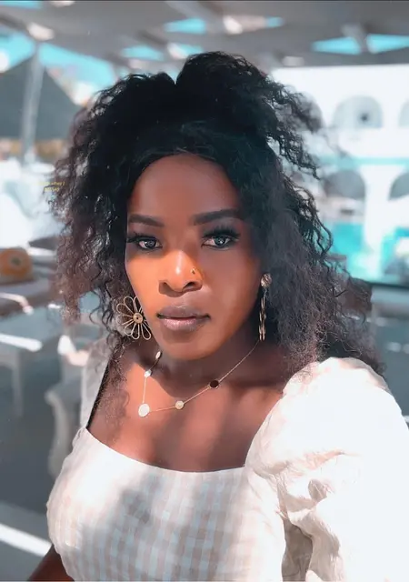 Я Cindy, 28, знакомлюсь для постоянных отношений в Мюнхене