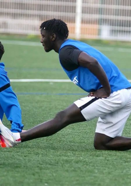 Cheikh из Этамп, ищу на сайте дружбу