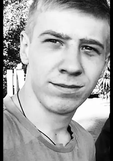 Я Дмитрий, 28, знакомлюсь без обязательств в Краматорске