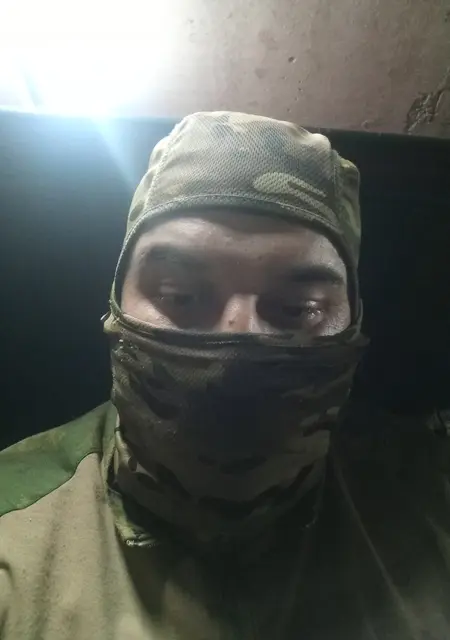 Alex из Волновахи, ищу на сайте знакомства на одну ночь