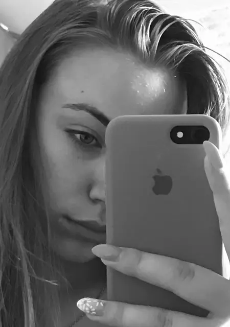 Я Диана, 22 років з Сміла, шукаю знайомство для дружбы