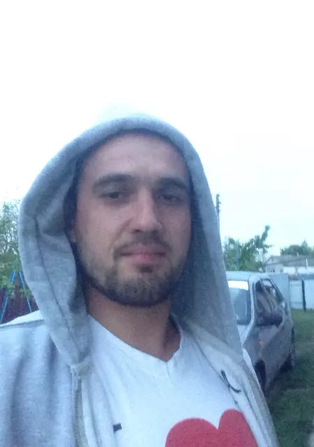 Руслан из Львова, ищу на сайте общение