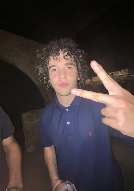 Angel de Barcelona, busco en el sitio pasatiempo agradable