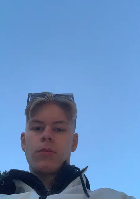 Tim из Уппландс Весбя, ищу на сайте знакомства на одну ночь