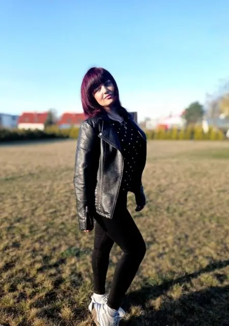 Я Елена, 38, знакомлюсь в Варшаве