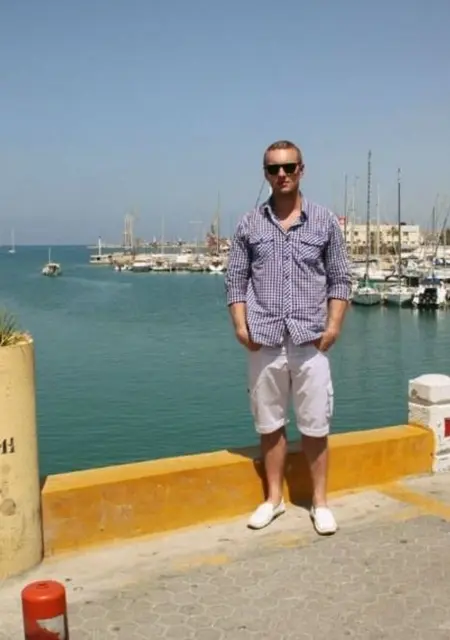 Я Max, 33, из Афин, ищу знакомство