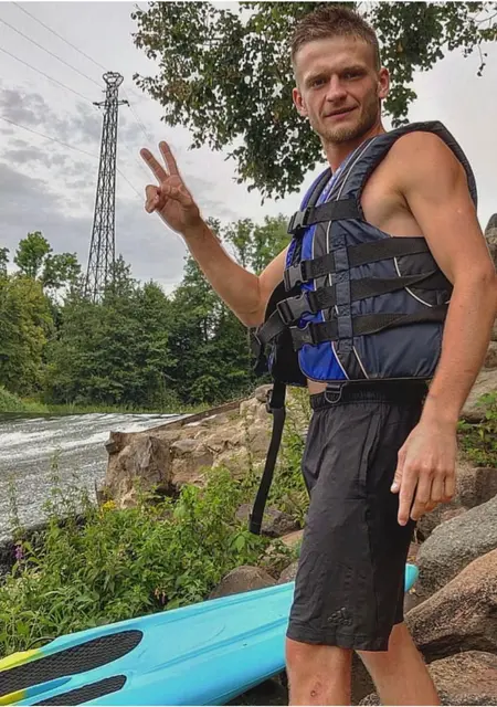 Юра из Франкфурта-на-майне, ищу на сайте постоянные отношения