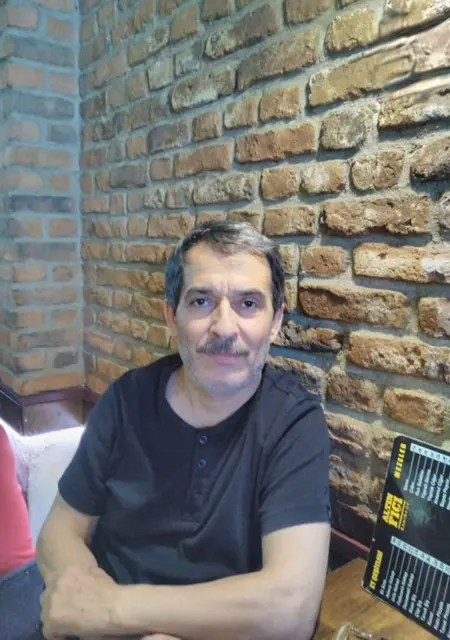 Я Turgut, 36, из Стамбула, ищу знакомство