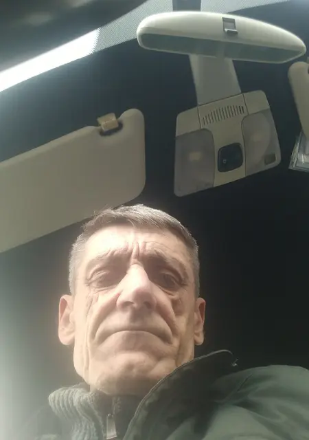 Леонид из Новополоцка, ищу на сайте знакомства без обязательств