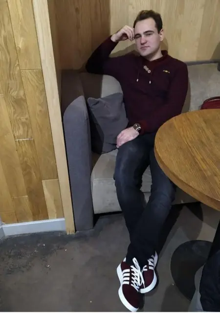 Я Юрий, 27, из Винницы, ищу знакомства без обязательств