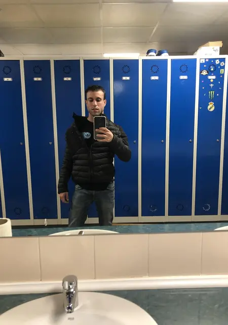 Dgbp из Сарагосы, мне 32, познакомлюсь для приятного времяпровождения