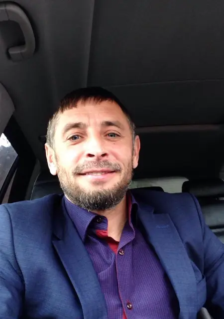 Я Андрей, 45 років з Харкова, шукаю знайомство для спільних подорожей