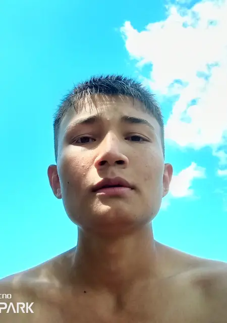 Амиржан из Шымкента, мне 21, познакомлюсь без обязательств