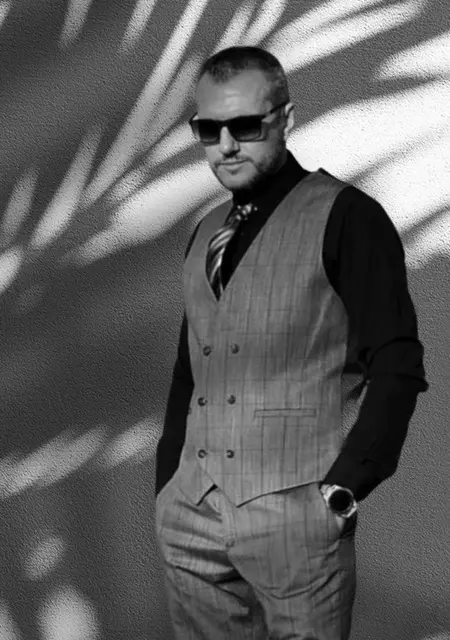 Bigolo из Донаувёрт, ищу на сайте дружбу