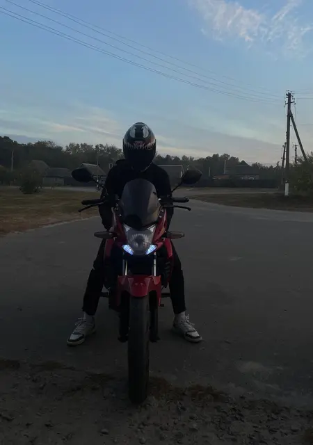 Я Діма, 21, знакомлюсь без обязательств в Ромни