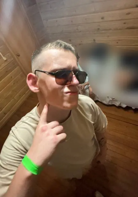 Я Антон, 18, знакомлюсь без обязательств в Хельсинки