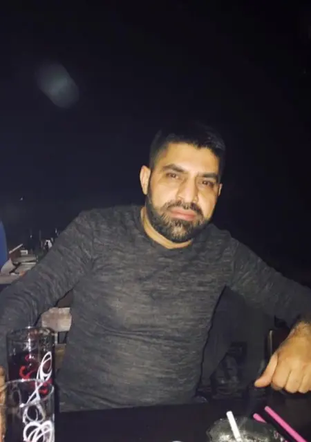 Я Bakan, 47, знакомлюсь для приятного времяпровождения в Измире