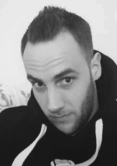 Mmf из Лондона, мне 32, познакомлюсь