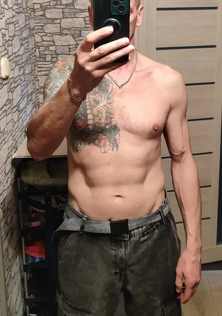 Олег из Минска, ищу на сайте знакомства на одну ночь