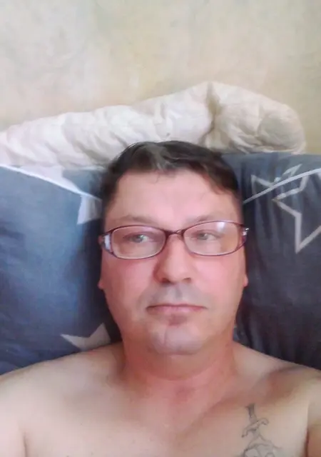 Я Андрей, 47, знакомлюсь на одну ночь в Новопскове
