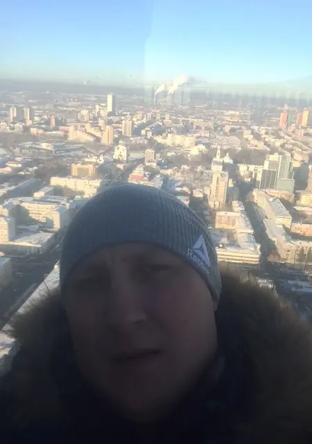 Я Дима, 41, знакомлюсь для дружбы в Луганске