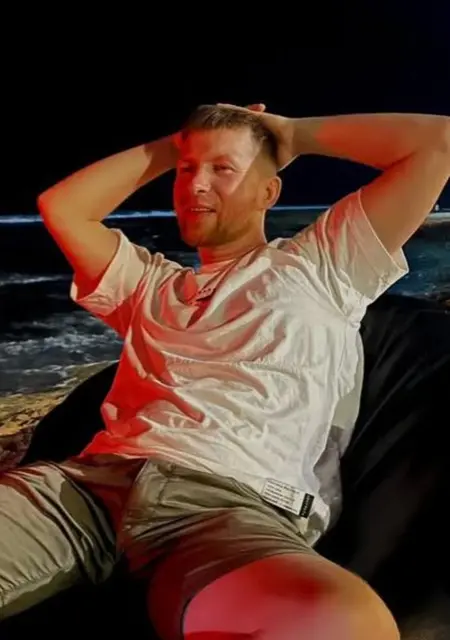 Я Сергей, 31, из Пинска, ищу знакомства на одну ночь