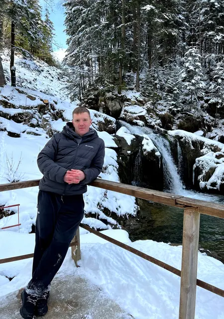 Я Egor, 37 років з Запоріжжя, шукаю знайомства на одну ніч