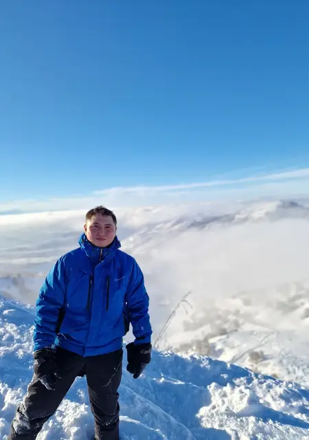 Я Aslan, 30, знакомлюсь без обязательств в Алматы