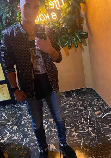 Я Даня, 31 років, знайомлюсь без зобов'язань у Баранівці