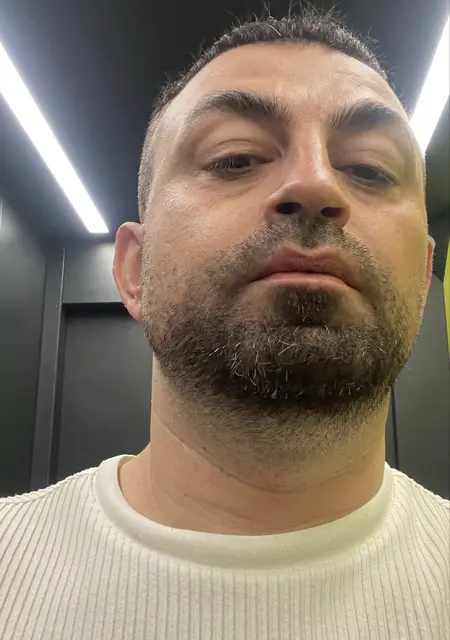 Я Sultan Resat, 40, знакомлюсь для постоянных отношений в Бурсе