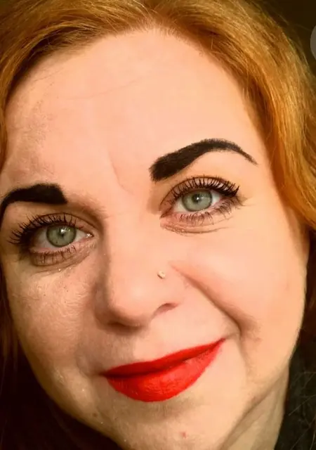 Мила из Варшавы, мне 36, познакомлюсь