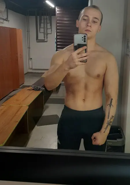 Павел из Запорожья, мне 25, познакомлюсь без обязательств