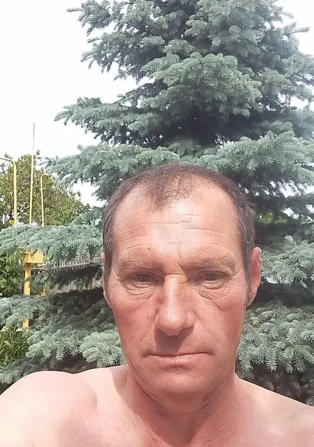 Александр из Бердянска, мне 53, познакомлюсь на одну ночь