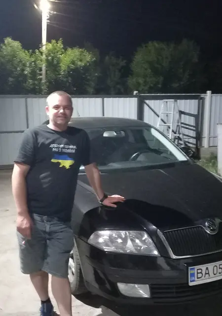 Саша из Кропивницкого, мне 25, познакомлюсь без обязательств