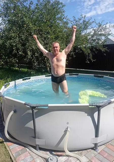 Александр из Жабинки, мне 46, познакомлюсь на одну ночь