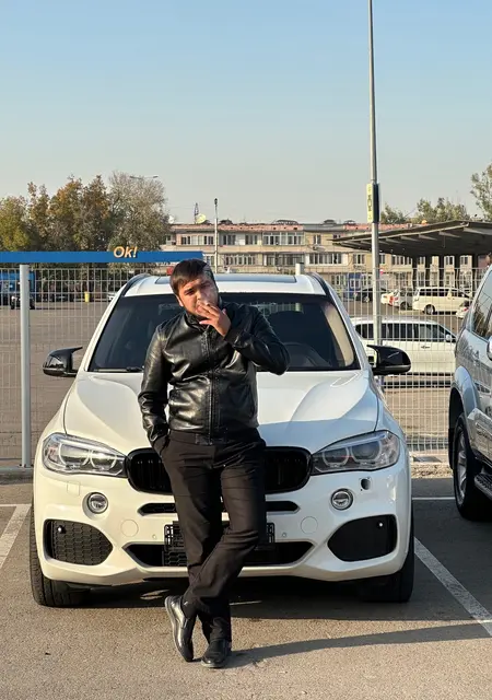 Я Жан, 28, из Алматы, ищу знакомство для вирта