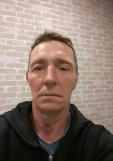 Я Андрей, 50, знакомлюсь на одну ночь в Гомеле