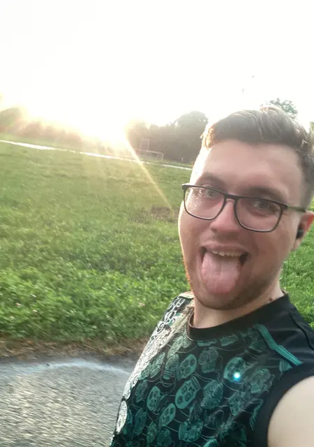 Vladyslav з Харкова, мені 31 років, познайомлюсь на одну ніч