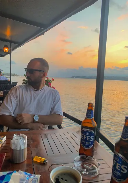 Ahmet из Люлебургаз, мне 26, познакомлюсь для общения