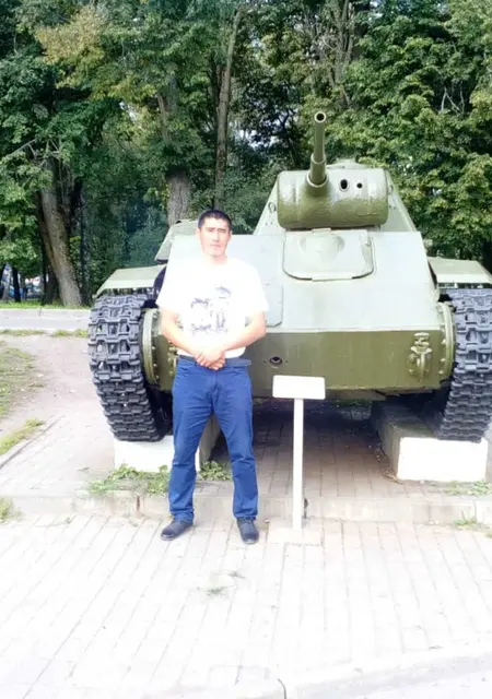 Я Толя, 38, из Верхнеднепровска, ищу знакомства без обязательств