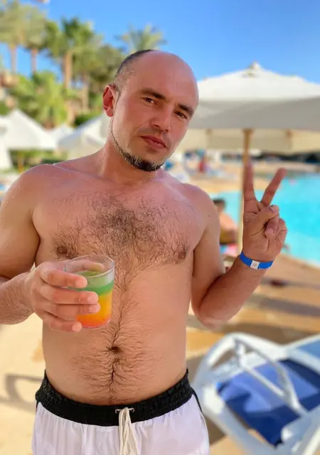 Sergey з Конотопа, шукаю на сайті дружбу