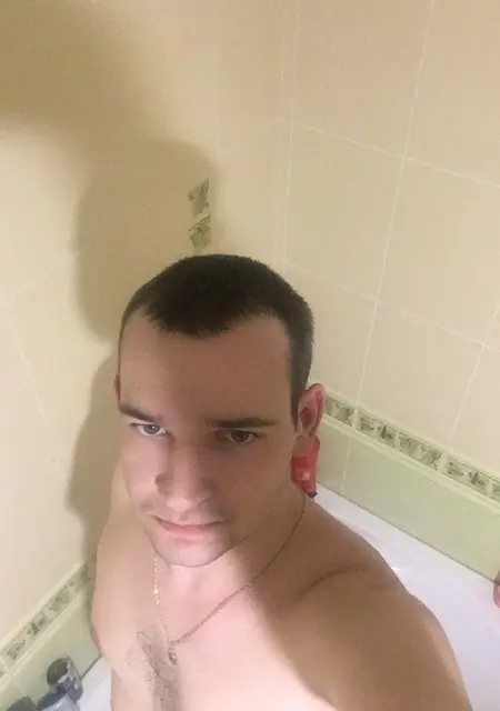 Я Владимир, 31, знакомлюсь для постоянных отношений в Харькове