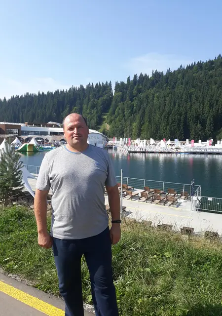 Я Вова, 43 років з Хмельницького, шукаю знайомство для постійних стосунків