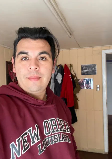 Я Santi, 34, знакомлюсь для общения в Кастро