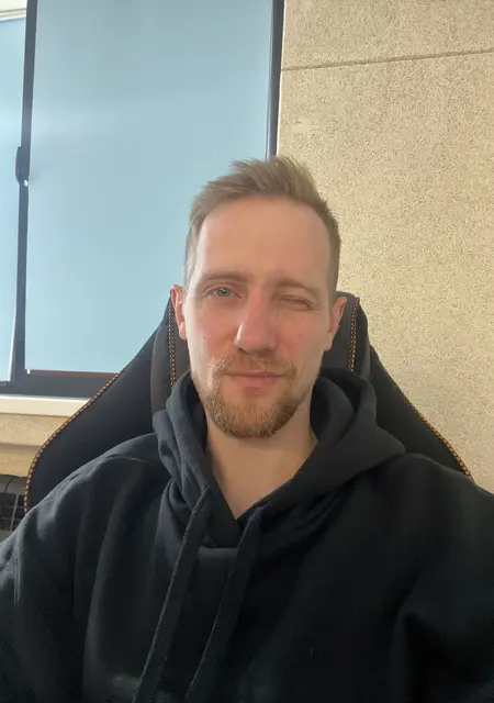 Я Игорь, 35, из Бангкока, ищу знакомства без обязательств