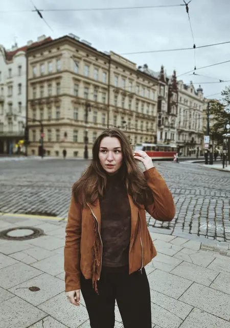 Я Диана, 26 років з Мелітополя, шукаю знайомства без зобов'язань