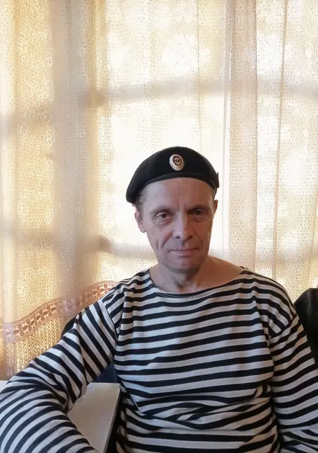 Я Константин, 52, из Донецка, ищу знакомства без обязательств