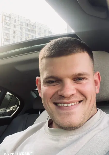 Slava из Киева, ищу на сайте общение