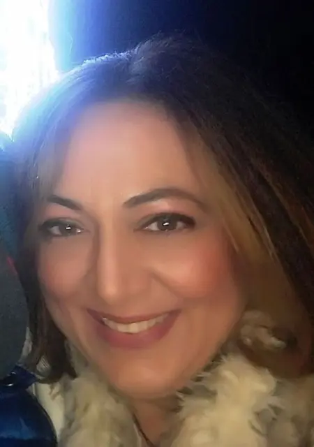 Я Natalia, 37, из Афин, ищу знакомство