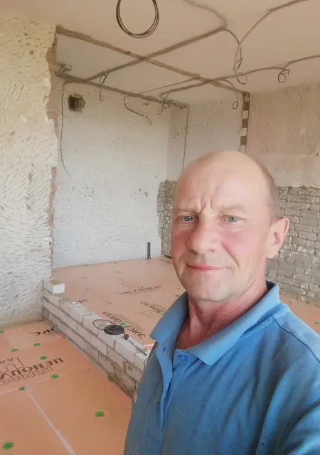 Виктор из Днепра, ищу на сайте приятное времяпровождение